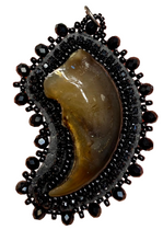 Load image into Gallery viewer, Black Bear claw necklace pendant