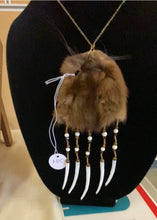 Load image into Gallery viewer, Marten Cape necklace