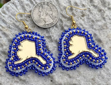 Load image into Gallery viewer, Alaska Large two blue bead edging
