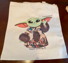 Load image into Gallery viewer, L&#39;ook Beadwork tote
