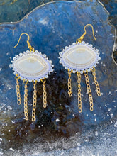 Load image into Gallery viewer, Ivory Jellyfish
