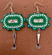 Load image into Gallery viewer, Squid Game symbol earring with forks

