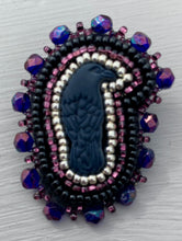 Load image into Gallery viewer, Raven studs-maroon

